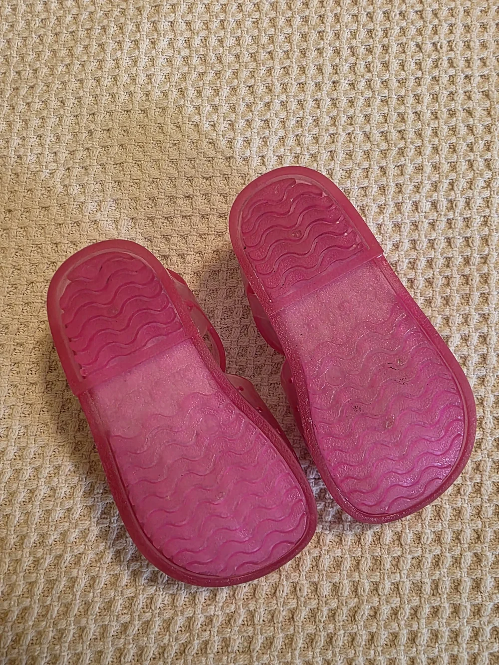 Cat & Jack Pink Jelly Sandals with Sequin Cherry Detail Toddler Sz 7